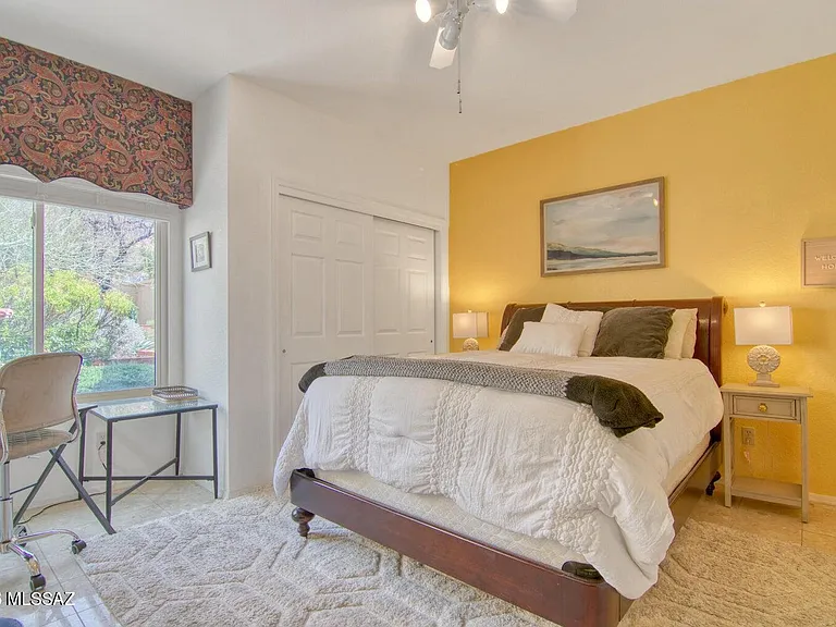 1232 E Camino Diestro — Photo 30