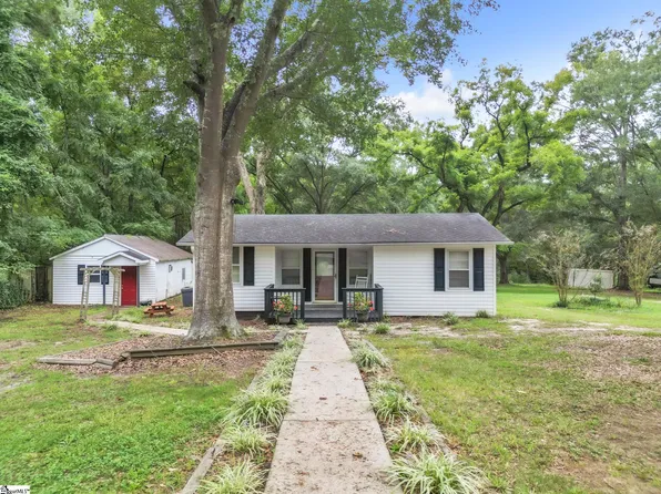 2127 Hellams Rd, Gray Court, SC 29645