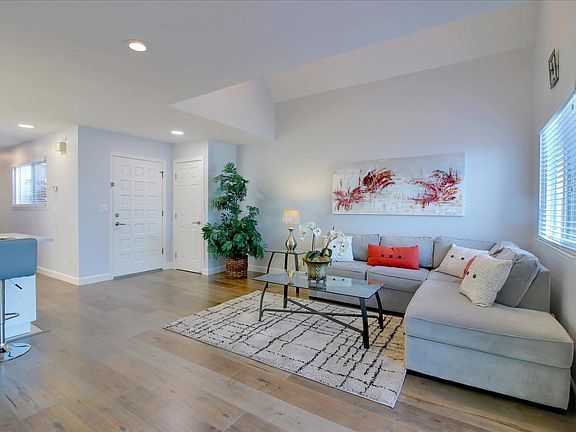 3rd image of 3476 Lapridge Ln