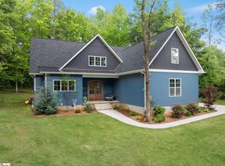 32 Montague Cir, Greenville, SC 29617