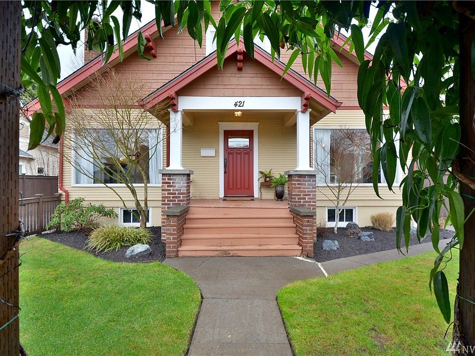1st image of 421 5th St NE