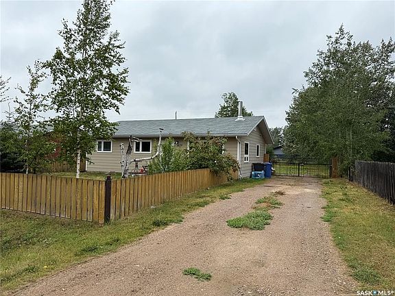 2nd image of 1429 Morin AVENUE