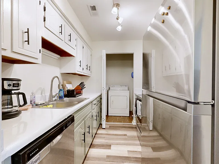 253 White Oak Rd #F — Photo 17