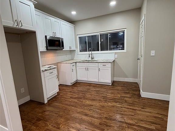 5th image of 3726 Tyler St