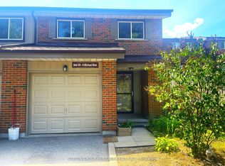 9 Michael Blvd #39, Whitby, ON L1N 5P4