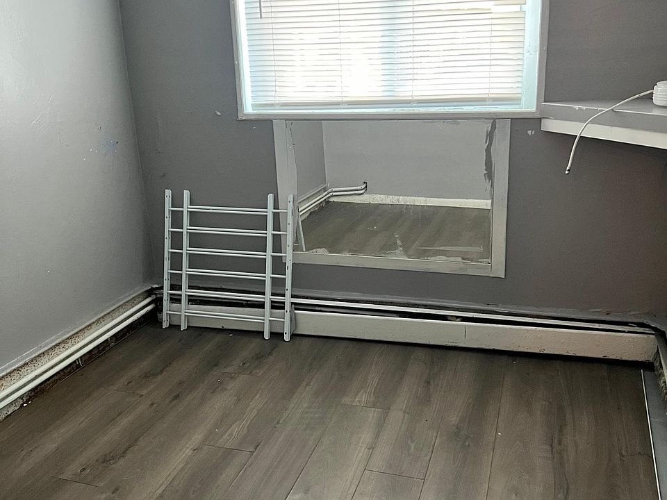 1st image of 36 Garfield St APT 1