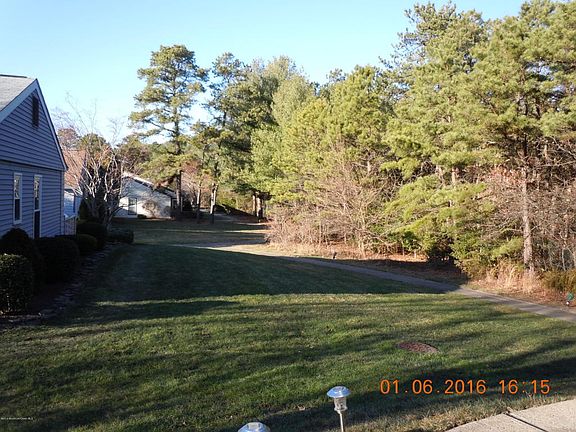 3rd image of 807B Westminster Ct