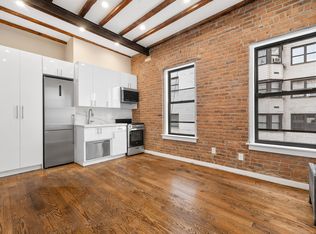 140 E 17th St #28, New York, NY 10003