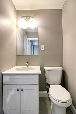 Rented by OOAKB&F INC | media 28