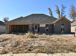 51 Bear Trace Dr, Jackson, TN 38305