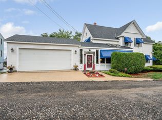 153 11th St, Lowell, MA 01850