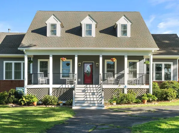 27472 Strawberry Hill Rd, Rhoadesville, VA 22542