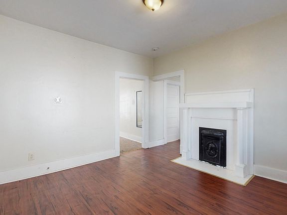 3rd image of 138 Burley Ave