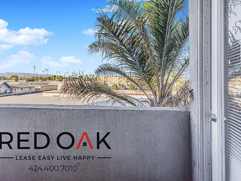 8309 Cedros Ave #314 — Photo 9