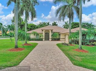 12141 NW 10th St, Plantation, FL 33323