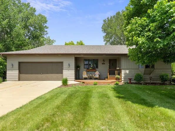 1221 Sandy Ln, Monticello, MN 55362