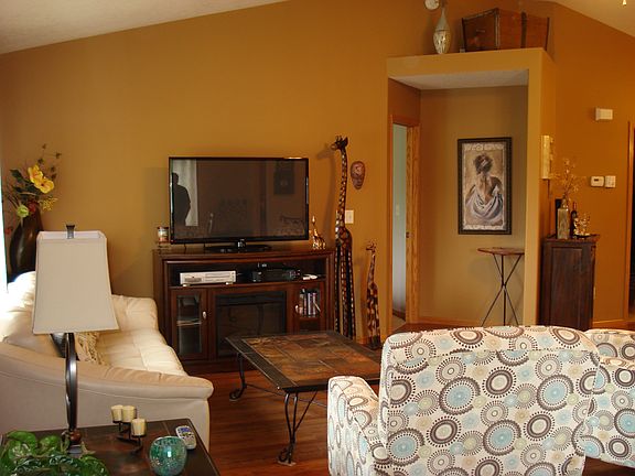 3rd image of 23576 Dero Dr
