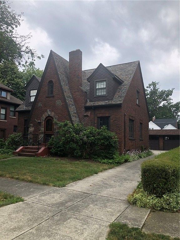 3934 Trask Ave Erie PA 16508 Zillow