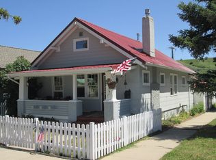 424 Hauser Ave S, Red Lodge, MT 59068