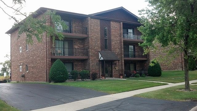 1st image of 7925 Paxton Ave APT 2A