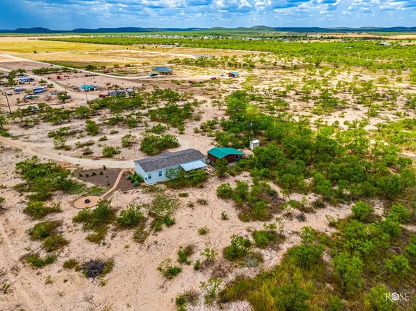 11524 N Walnut Grove Rd, San Angelo, TX 76901