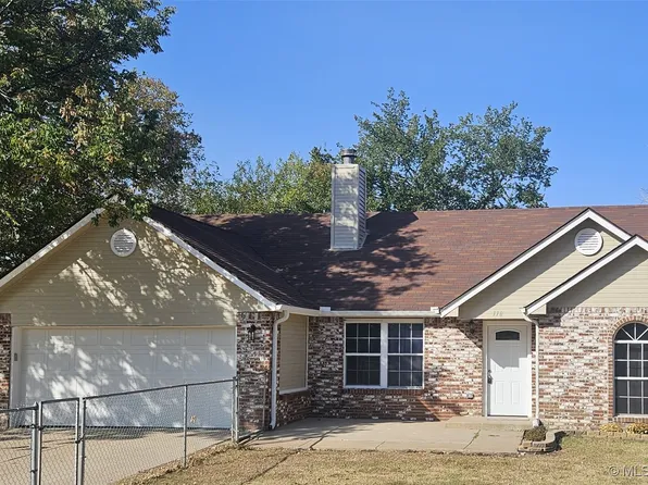 118 N Supernaw St, Skiatook, OK 74070