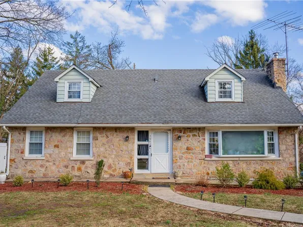 3946 Vera Cruz Rd, Coopersburg, PA 18036