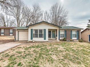 6230 Pennyrich Ct, Florissant, MO 63033