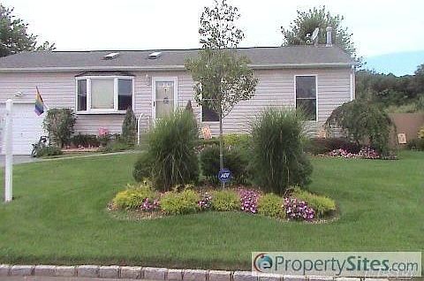 1st image of 20 Meadow Ct