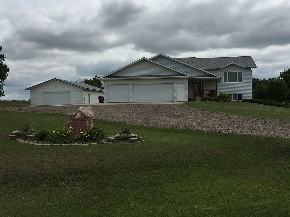 Home with 30x50 shop