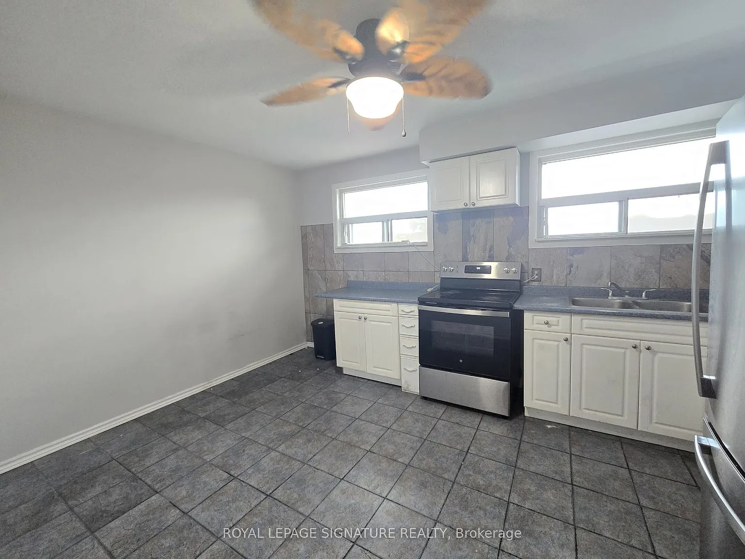 3 bed, $1,799 — Photo 3