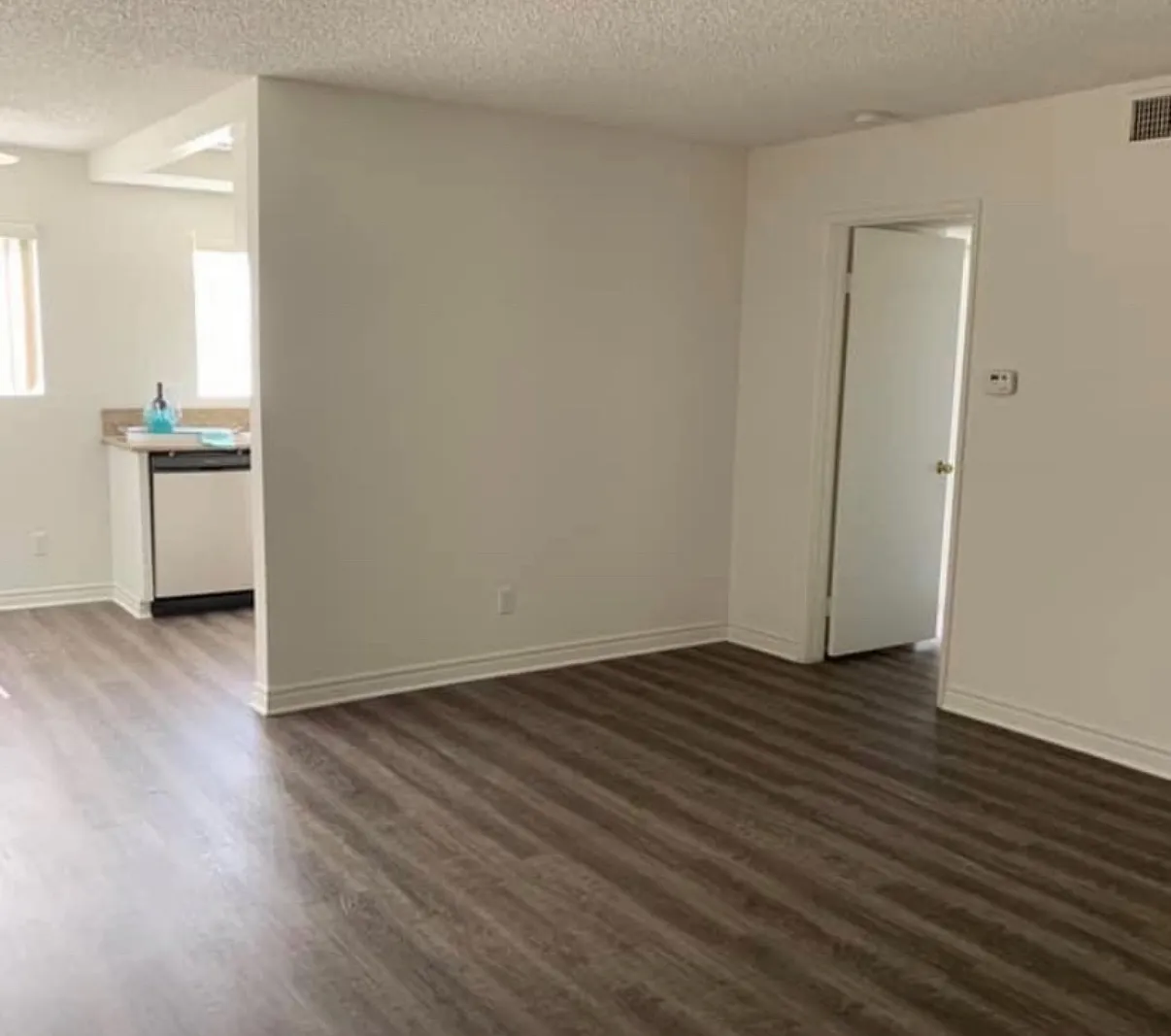 Castilian Park Apartments — Photo 2
