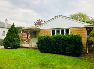 4633 Dubois Ave, Brookfield, IL 60513