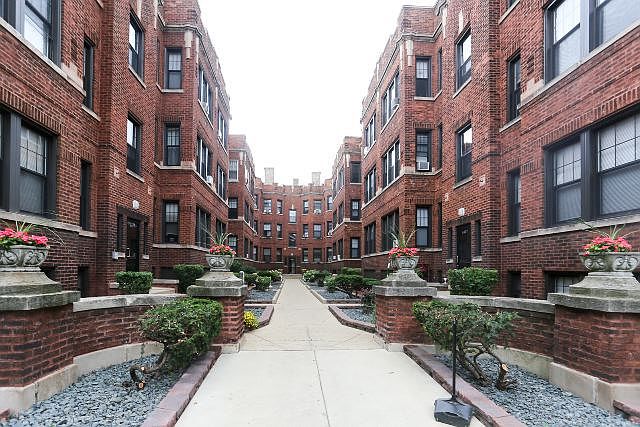 1st image of 4417 N Wolcott Ave APT 1A