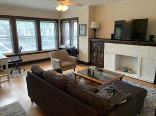 1942 W Addison St #1W, Chicago, IL 60613