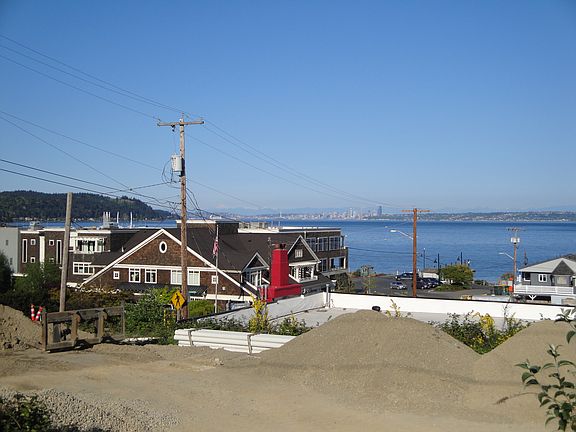 3rd image of 2015 Main St