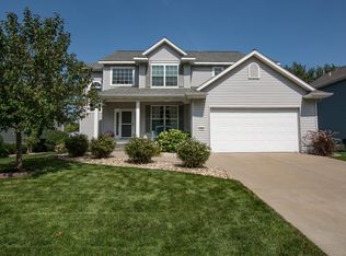 2732 29th Ave SW, Cedar Rapids, IA 52404