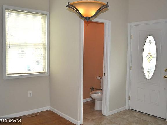 5th image of 6604 Marne Ave