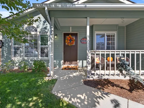 612 E Cougar Dr, Meridian, ID 83646