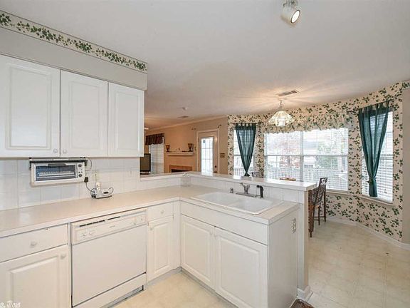 5th image of 12912 Westglen Dr