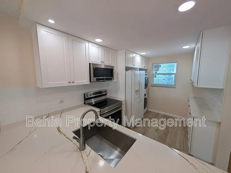 18304 Gulf Blvd #406 — Photo 4