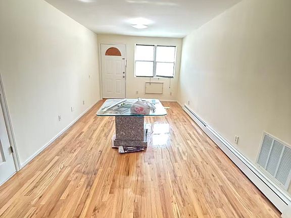 3rd image of 101-05 81st St #1