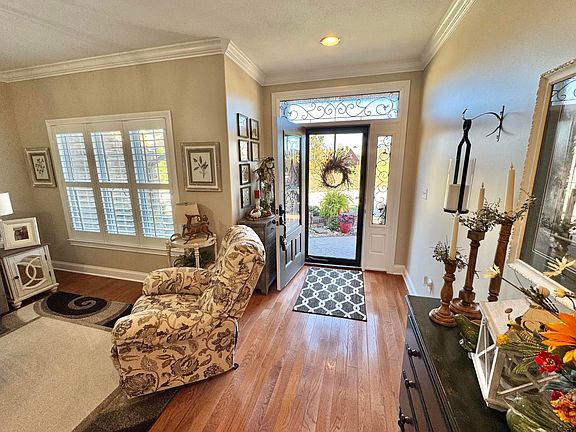 5th image of 312 Lochmere Greene Dr