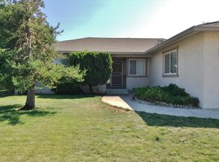 991 Cherry St, Hollister, CA