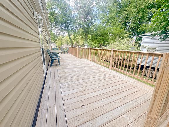 4th image of 24/48&49 Woodhaven Dr E