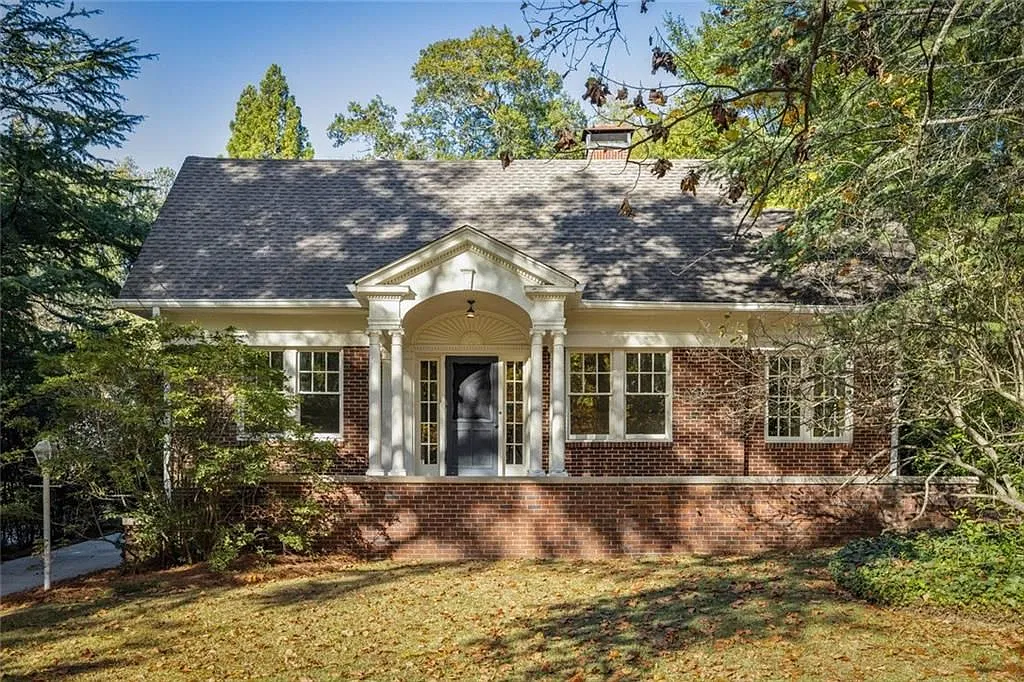 3 bed, 2.0 bath, 1838 sqft, $7,500 — Photo 1
