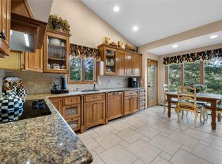 102 Washington Blvd, Commack, NY 11725