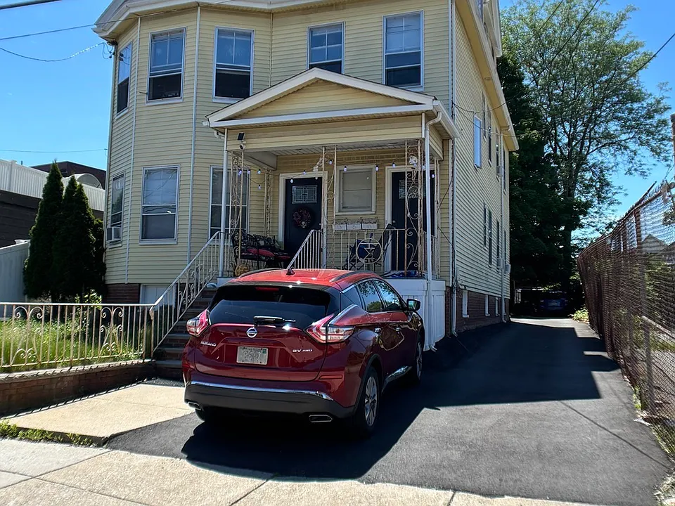 77 Bigelow Ave #2