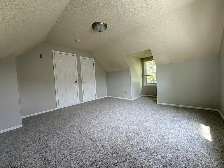 1938 63rd St — Photo 10