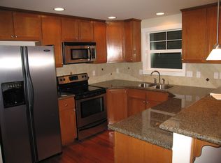 9506B Interlake Ave N, Seattle, WA 98103